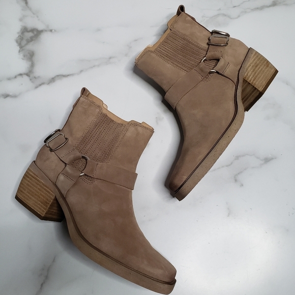 Sam Edelman Bellamie Bootie Suede Harness Ankle Boot Taupe Western - Picture 6 of 6